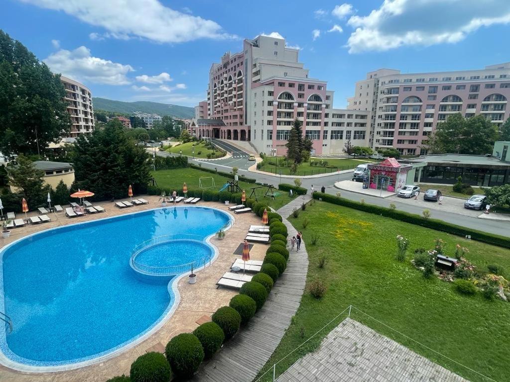 Apartment Sunny Beach Plaza 100 M Sea Zewnętrze zdjęcie